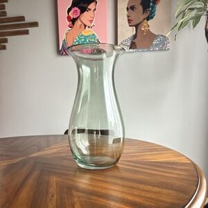 Green Glass Vase Elegant Flower Vase‎ Centerpiece Home Decor 13 Inches